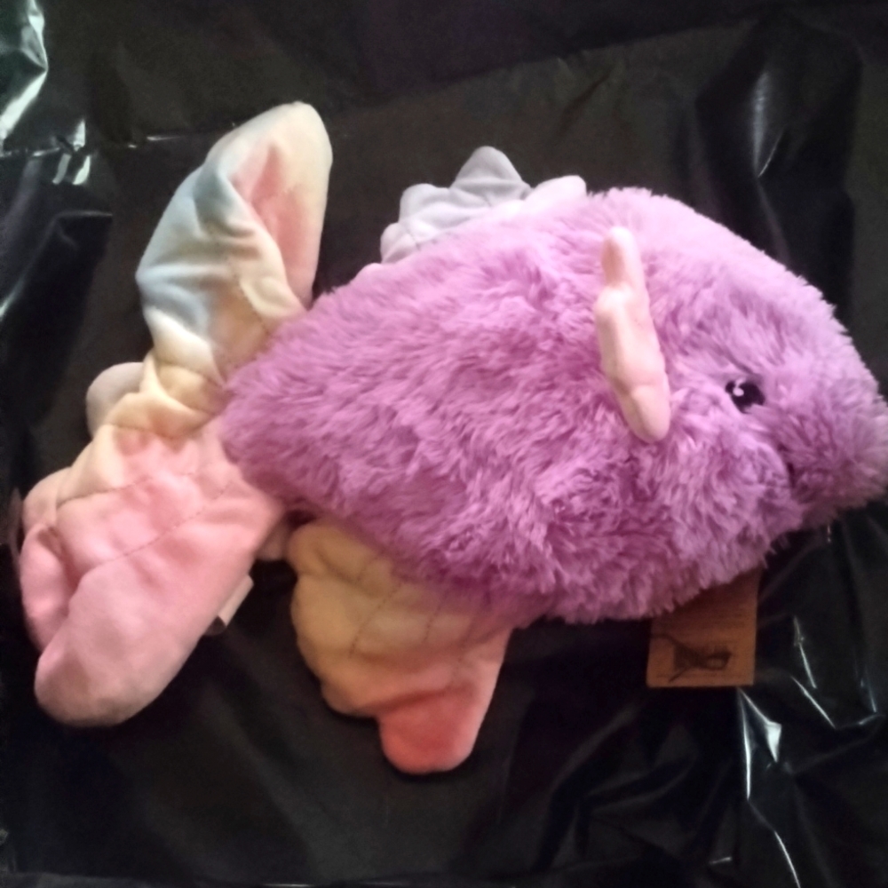 Plush fishy toy